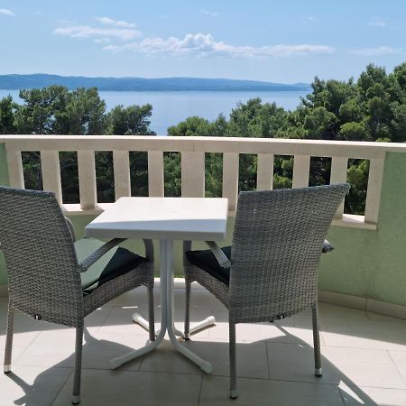 Guesthouse Dominovic Brela Buitenkant foto