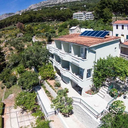 Guesthouse Dominovic Brela Buitenkant foto