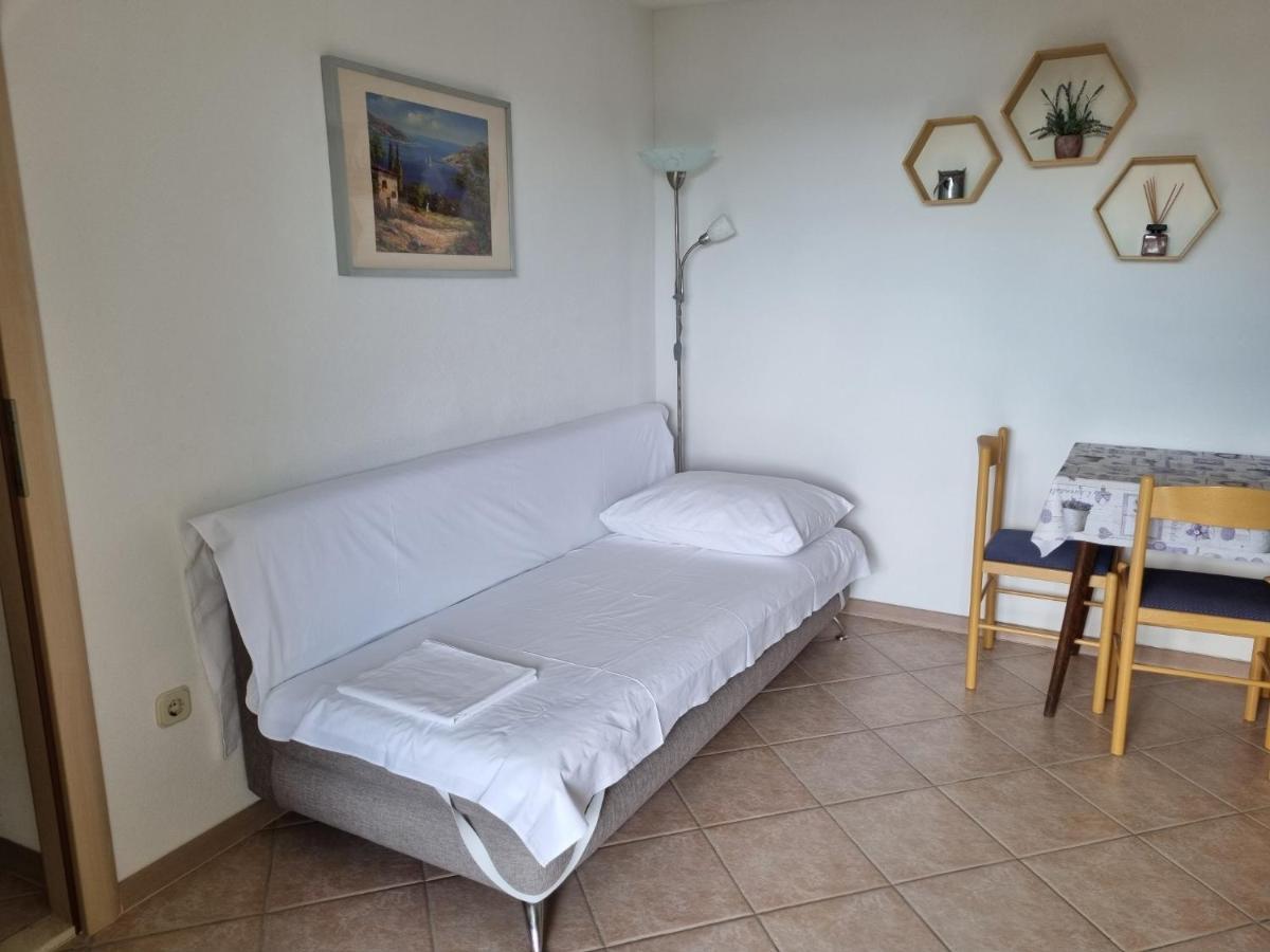 Guesthouse Dominovic Brela Buitenkant foto