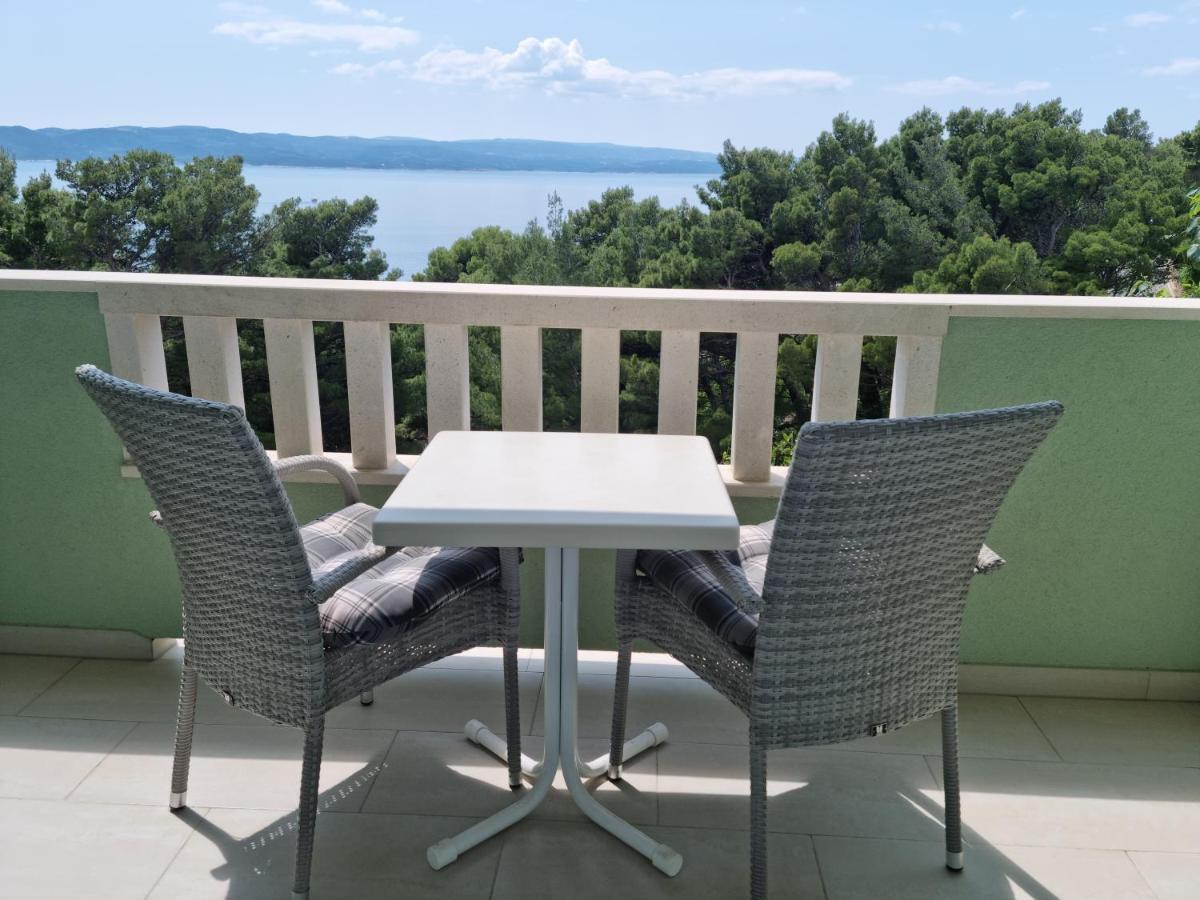 Guesthouse Dominovic Brela Buitenkant foto