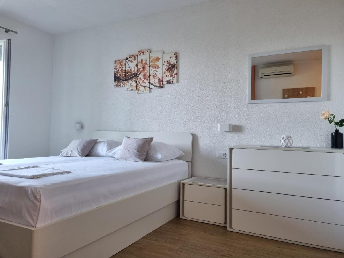 Guesthouse Dominovic Brela Buitenkant foto
